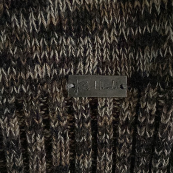 The Buckle sweater size medium - Picture 5 of 6